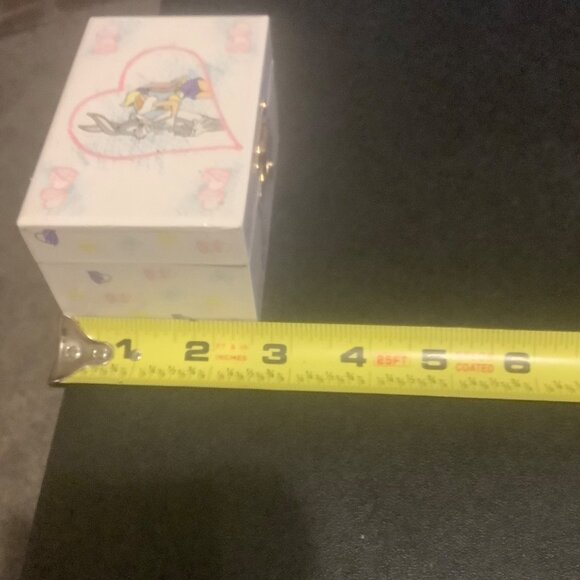 Vtg Looney Tunes "Forever Friends" Bugs Bunny & Lola Decorative Trinket Box - Picture 8 of 9